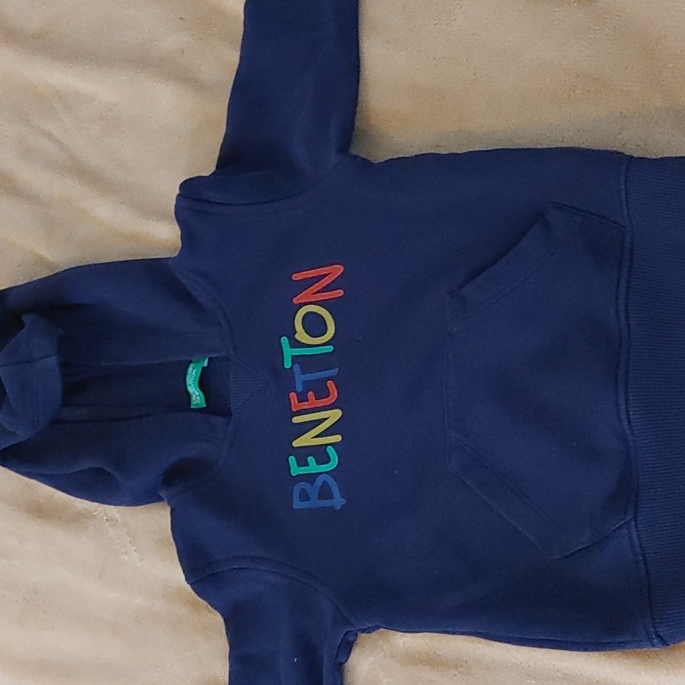 Benetton sweatshirt